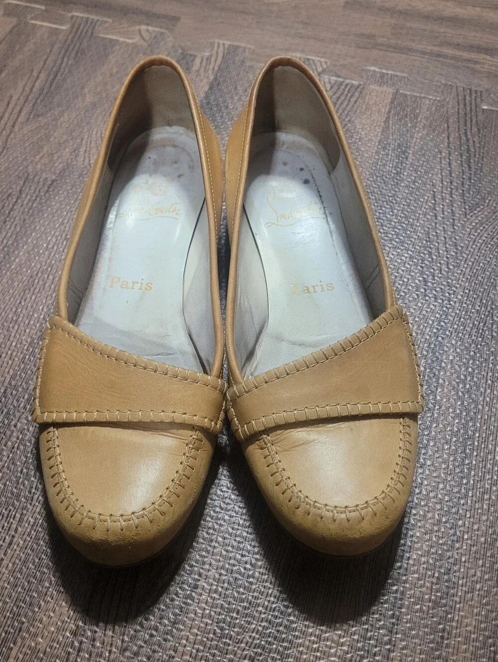 CHRISTIAN LOUBOUTIN Leather Camel Loafers Sz 9.5